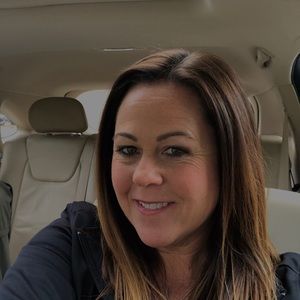 Meet your Posher, Stefanie